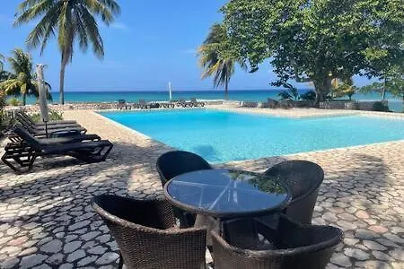 Hospitalityexpert Charming 4 Bedroom Villa Sleeps 10 - Pool Hot Tub Beach & Private Chef Montego Bay 0*,