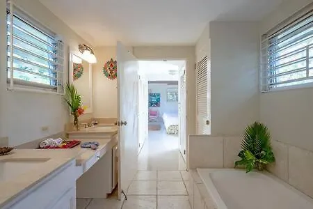 Hospitalityexpert Charming 4 Bedroom Villa Sleeps 10 - Pool Hot Tub Beach & Private Chef Montego Bay