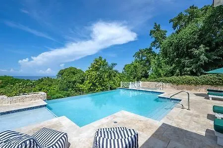 Hospitalityexpert Charming 4 Bedroom Villa Sleeps 10 - Pool Hot Tub Beach & Private Chef Montego Bay Jamaica