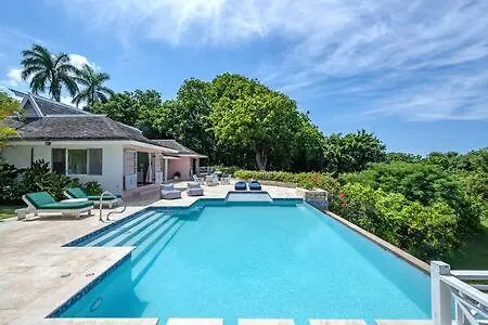 Hospitalityexpert Charming 4 Bedroom Villa Sleeps 10 - Pool Hot Tub Beach & Private Chef Montego Bay