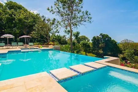 Hospitalityexpert Charming 4 Bedroom Villa Sleeps 10 - Pool Hot Tub Beach & Private Chef Montego Bay Jamaica
