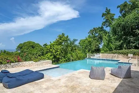 Hospitalityexpert Charming 4 Bedroom Villa Sleeps 10 - Pool Hot Tub Beach & Private Chef Montego Bay